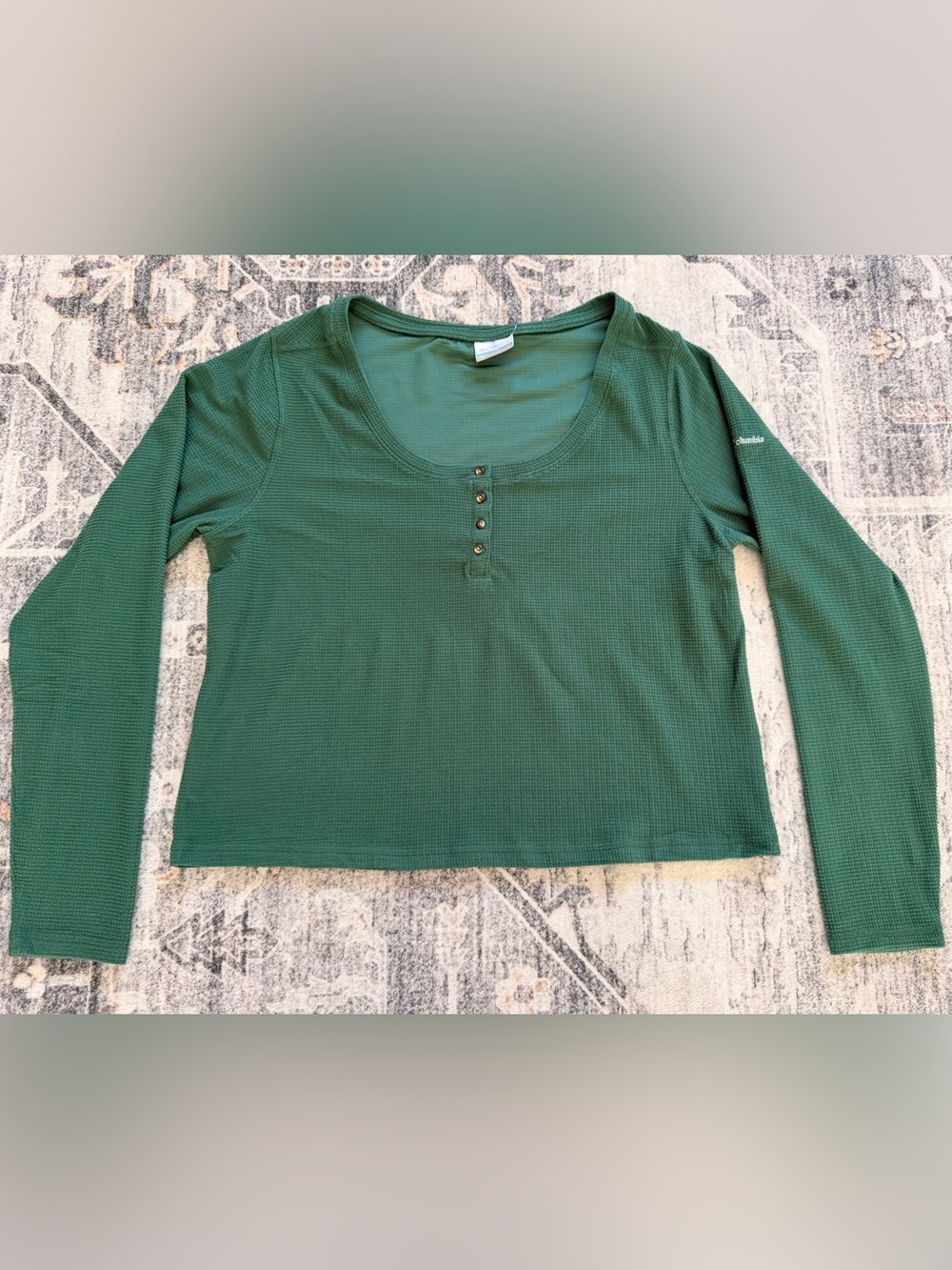 Columbia Women’s Forest Green Waffle Henley Long Sleeve Top Size L